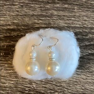 Pearl earrings